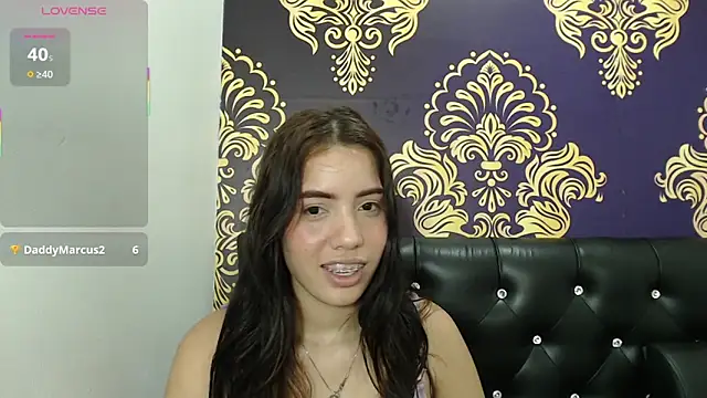 Pokazy przed kamerką – BigBoobs_Goddess