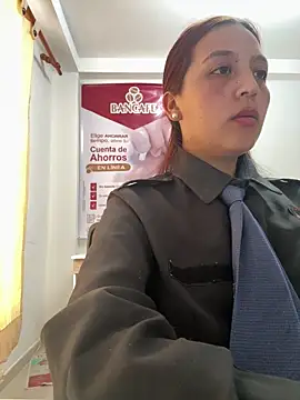 Emily-7_ – Naživo XXX chat