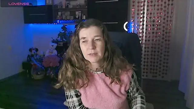 SofiaBoone: онлайн-секс-чат