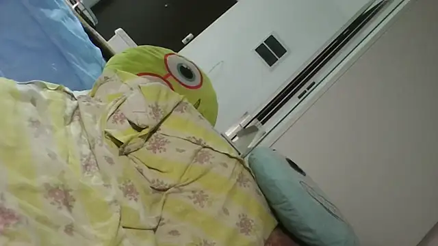 vitalik66679のライブXXXチャット