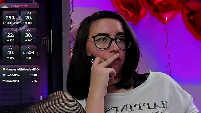 Chat +18 de RitaSonnet ao vivo