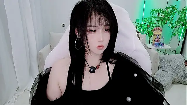 Chat +18 de Evangelin-e ao vivo