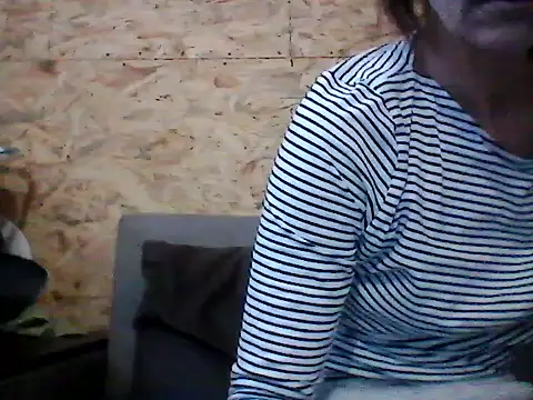 Milana38 网络视讯表演