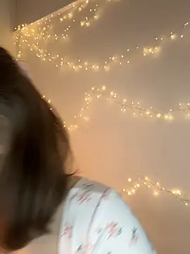 yoyogirlxのウェブカメラショー