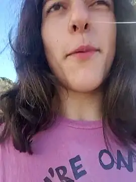 Pertunjukan Kamera Web Sakura_trans