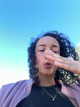 Chat +18 de IsabellaSwee ao vivo