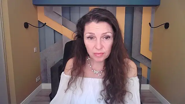 EllaLong – Live XXX-chat