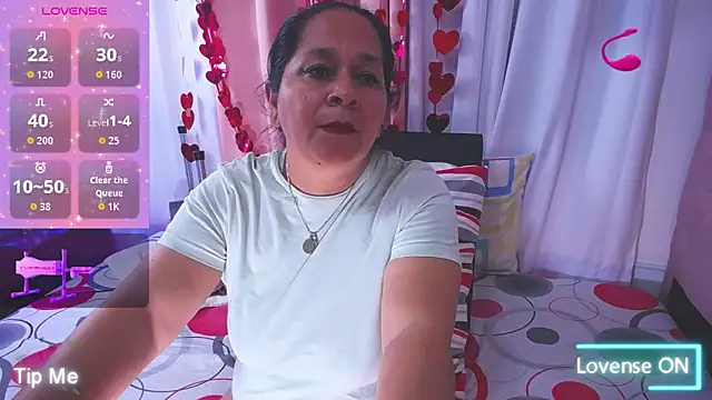 Chat +18 de NicolTamara ao vivo