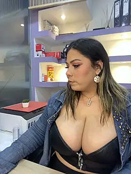 isabella_horney_ Live XXX-chat