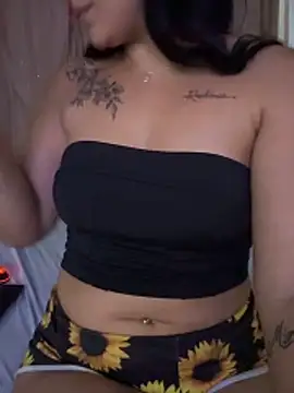 vivicortez: онлайн-секс-чат