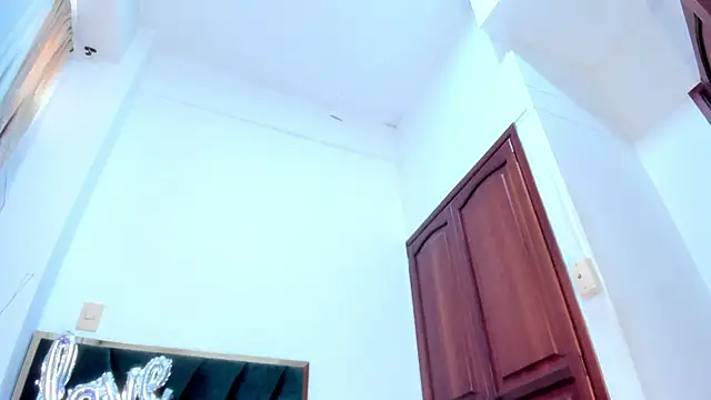 دردشة SeleneLujan الجنسية المباشرة