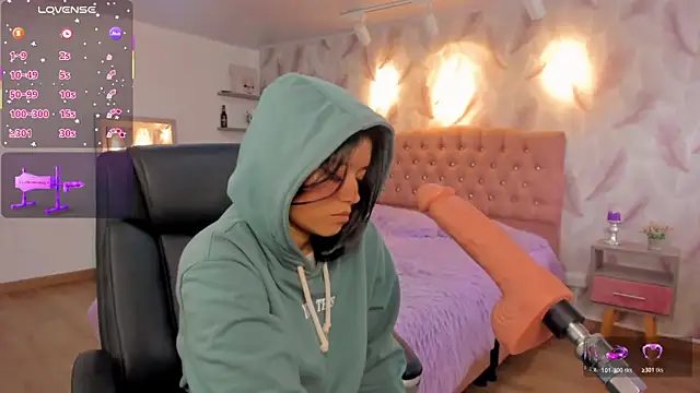 blair_harrison's Live XXX Chat