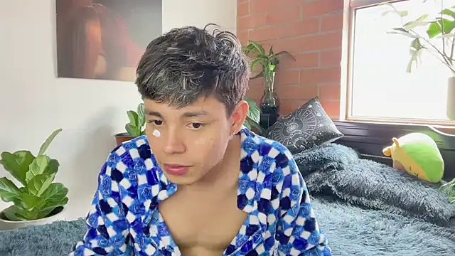 แชท XXX สดของ Andy_Belier23