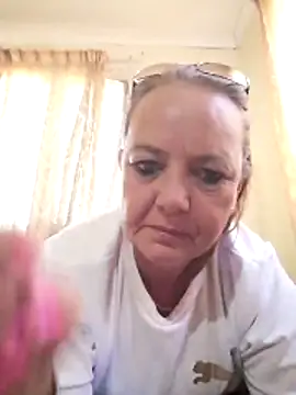 Kimmyb777 – Live XXX-chat