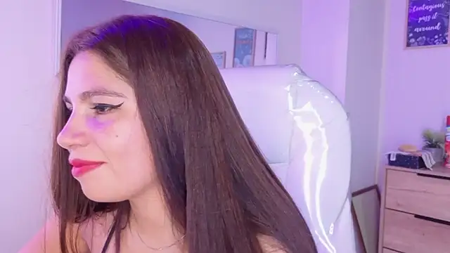 XXX chat uživo modela bluee_hazell