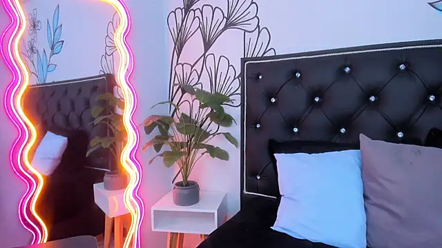 Sweet_Ariadna_ Adlı Modelin Web Kamerası Şovu