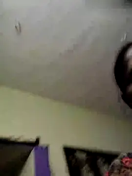 yamini1431n Webbikameraesitys