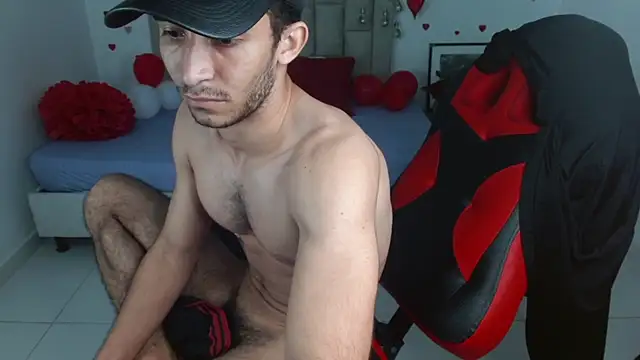 XXX chat uživo modela Caius_fox
