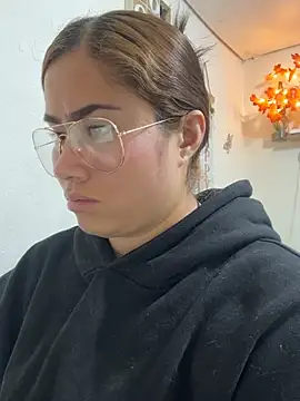 Sweet__Nurse1 Show in webcam