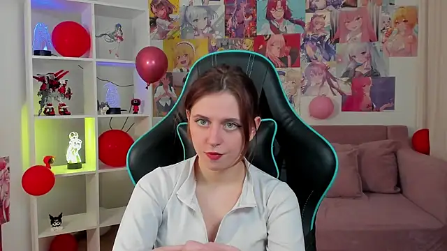 دردشة FreyaVey الجنسية المباشرة