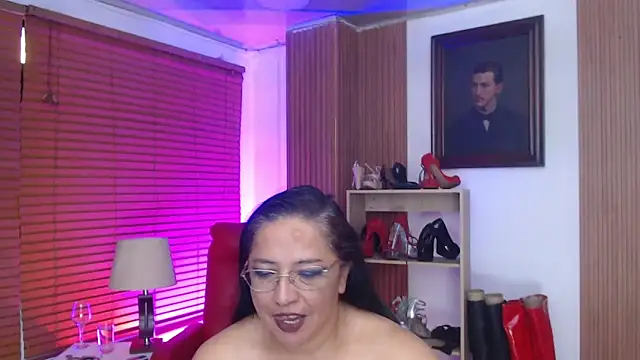 paola_xm Chat XXX in diretta