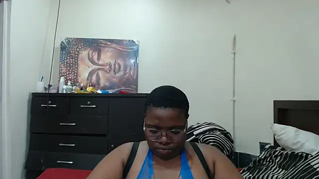 VoluptuousXX5 Chat XXX live