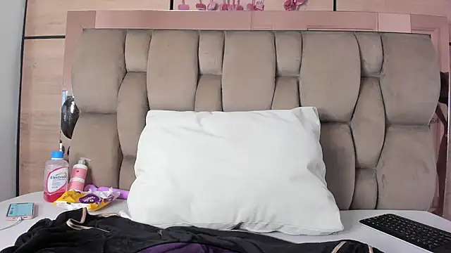 Chat XXX Live karol_lewiss