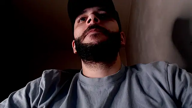 Chat XXX en directo de henryaxe