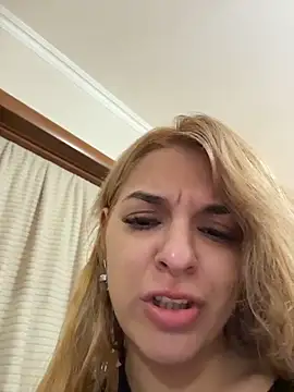 Chat XXX en directo de Unforgettable_ket