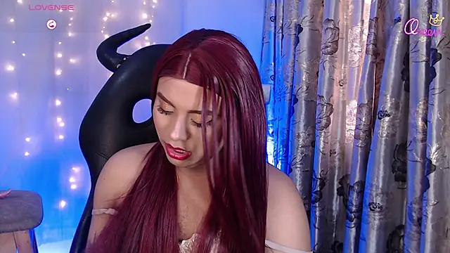 Emili_Roux Chat XXX in diretta