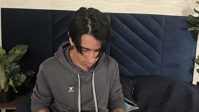 Andy_Joy_: απευθείας συνομιλία ΧΧΧ