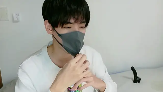 itsme_LEON Chat XXX in diretta