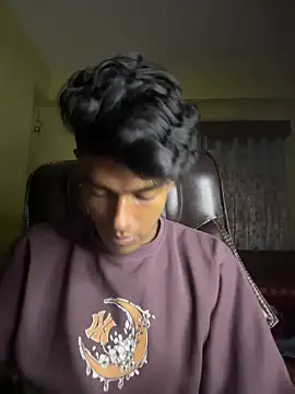 RavenKisses webkamerás műsora