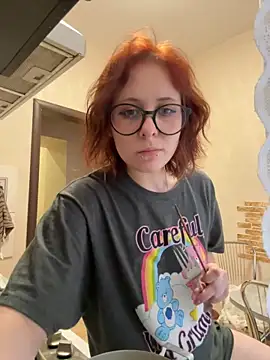 Chatroom XXX en direct de lily_noris