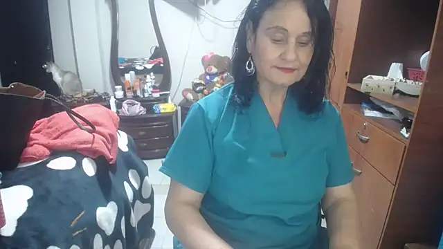 jazmin_mature_: онлайн-секс-чат