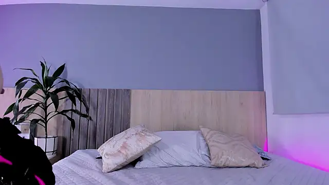 Chatroom XXX en direct de Atenea_Clerk