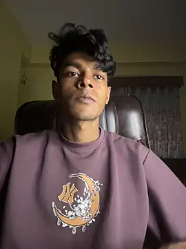 RavenKisses Adlı Modelin Web Kamerası Şovu