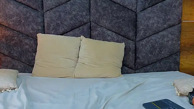 Czat XXX na żywo – AnnieRouse__