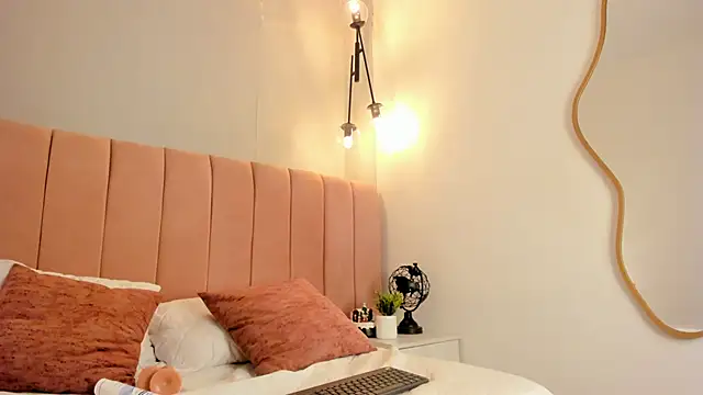 IvyyLee: онлайн-секс-чат