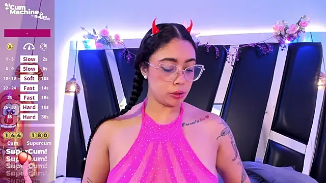 Chat XXX Live antonelllepiercee