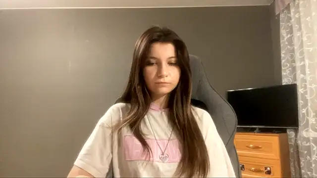 LunnaBliss: онлайн-секс-чат