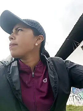 Chatroom XXX en direct de _andrea30