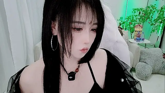 Evangelin-eのライブXXXチャット