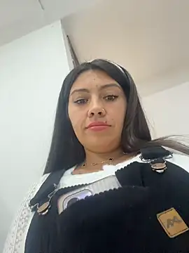 LIZ-06_ Live XXX Chat