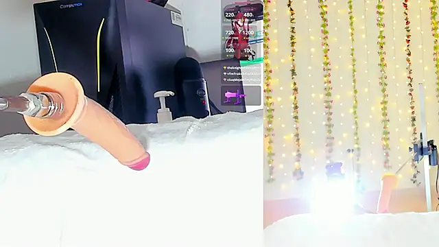 Kitty__Rose__ লাইভ XXX চ্যাট