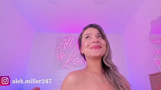 aleksandramiller_のライブXXXチャット