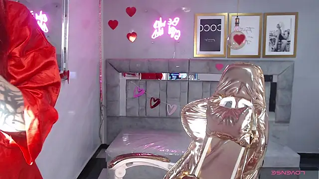 Red_Bunny_v – Naživo XXX chat