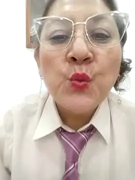 JULIETA_21- – Naživo XXX chat