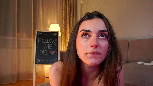 MinnaShummon – Naživo XXX chat