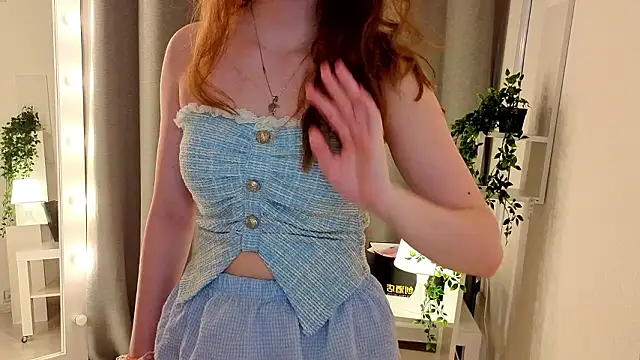 LunarDreamm – Naživo XXX chat